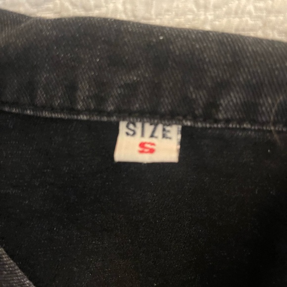 Cropped black jean jacket - Picture 2 of 3